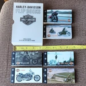 Harley-Davidson White and Black Flip Book Set with Motorcycle Scenes